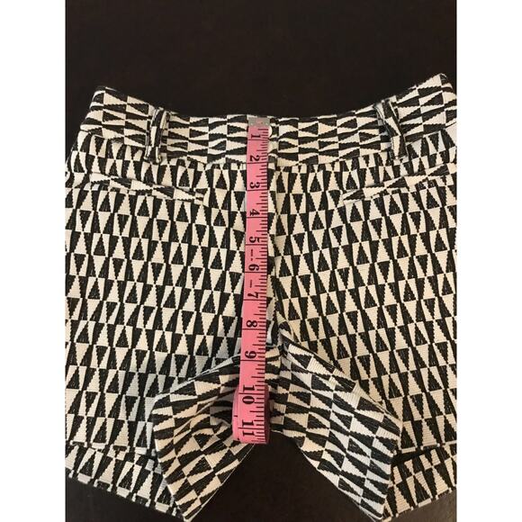 Anthropologie Cartonnier Neda Black/White Geometric Print Shorts - Size 6 - Picture 8 of 12